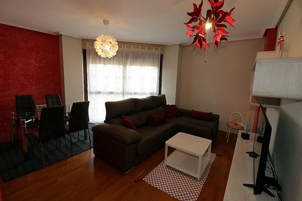 Apartamento , Wifi Y Garaje Cerca Del Centro Apartment Oviedo Ngoại thất bức ảnh