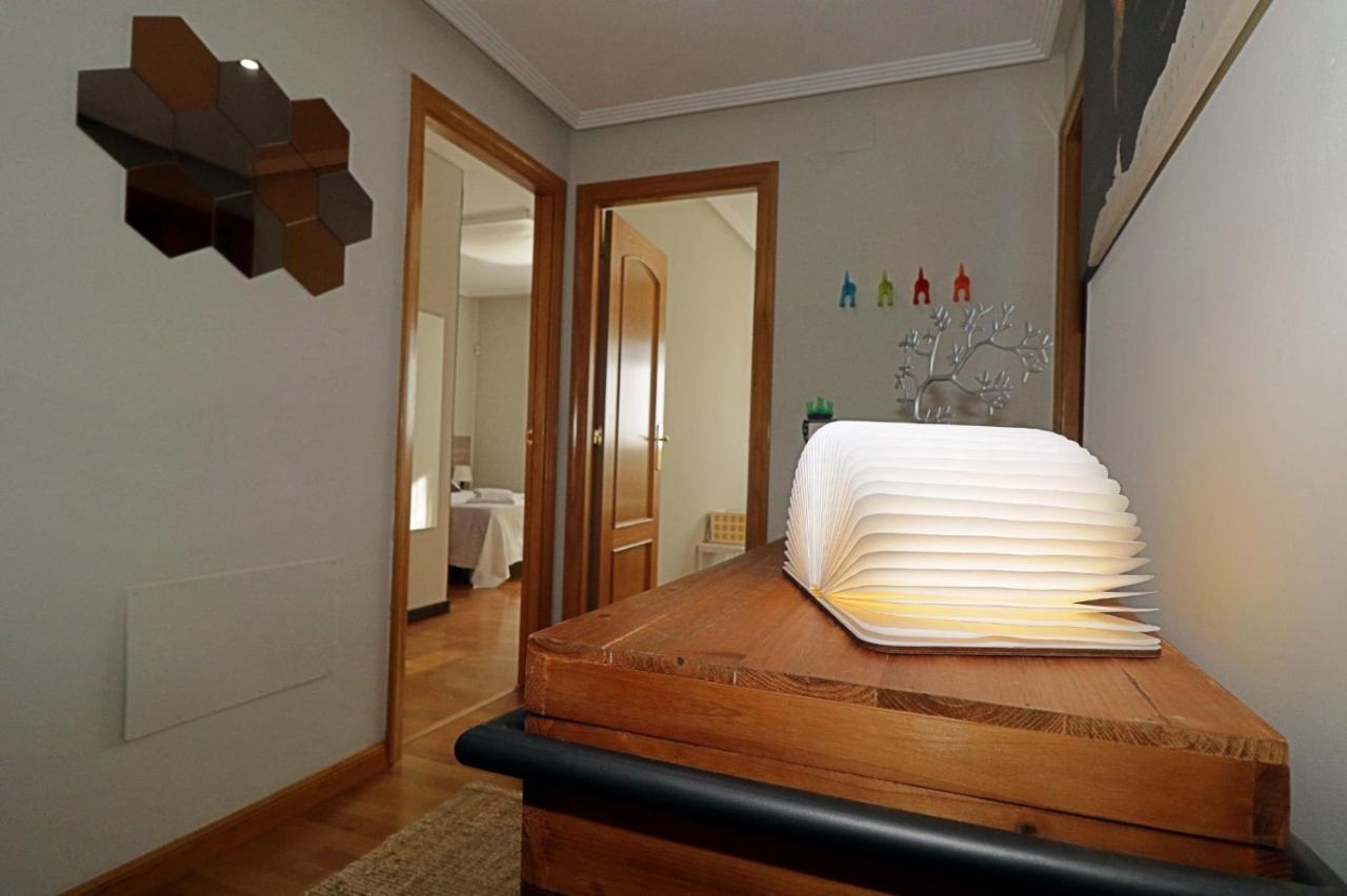 Apartamento , Wifi Y Garaje Cerca Del Centro Apartment Oviedo Ngoại thất bức ảnh